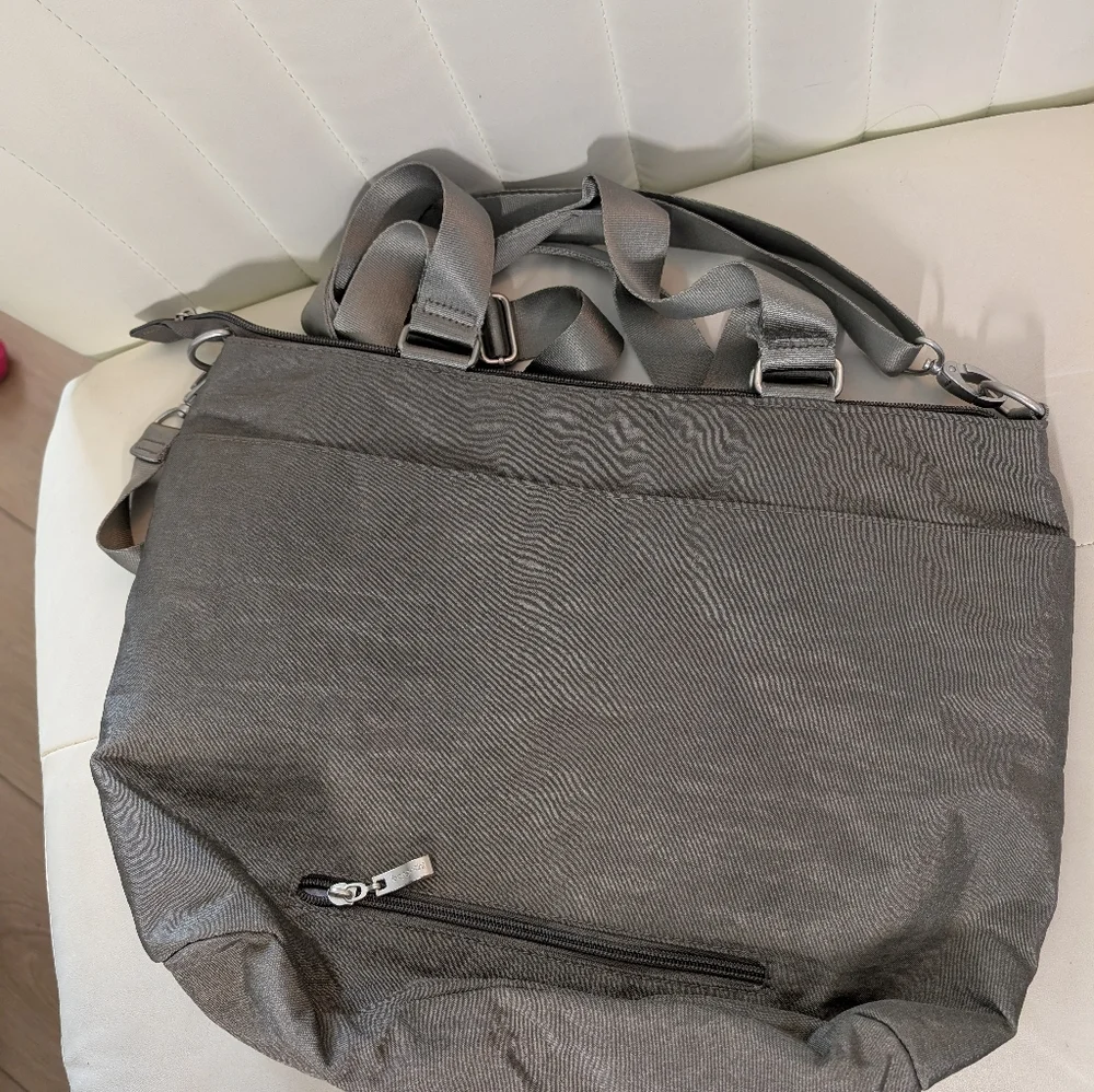 Baggallini Any Day Laptop Tote Bag Taupe/Silver Nylon - Picture 4 of 9
